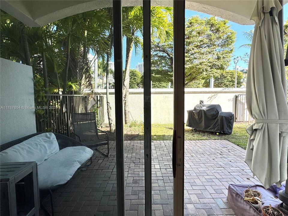 最近租的: $5,700 (3 贝兹, 4 浴室, 2544 平方英尺)