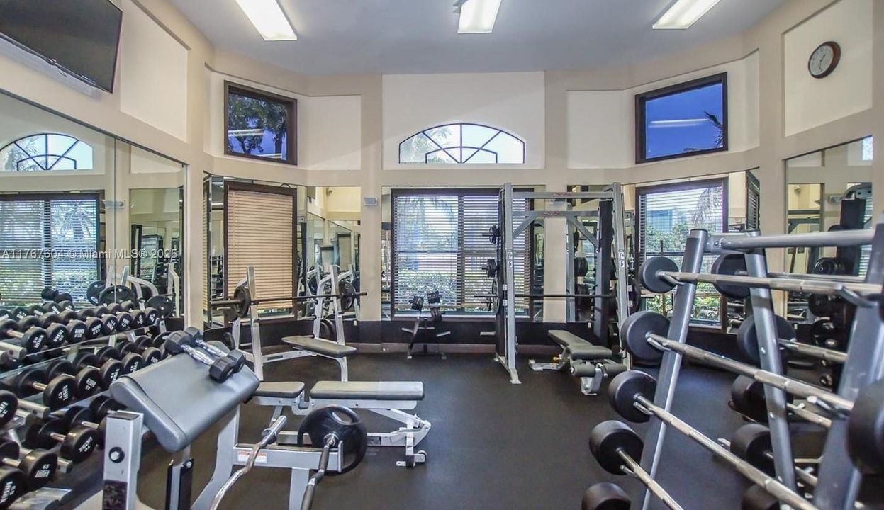 最近租的: $5,700 (3 贝兹, 4 浴室, 2544 平方英尺)