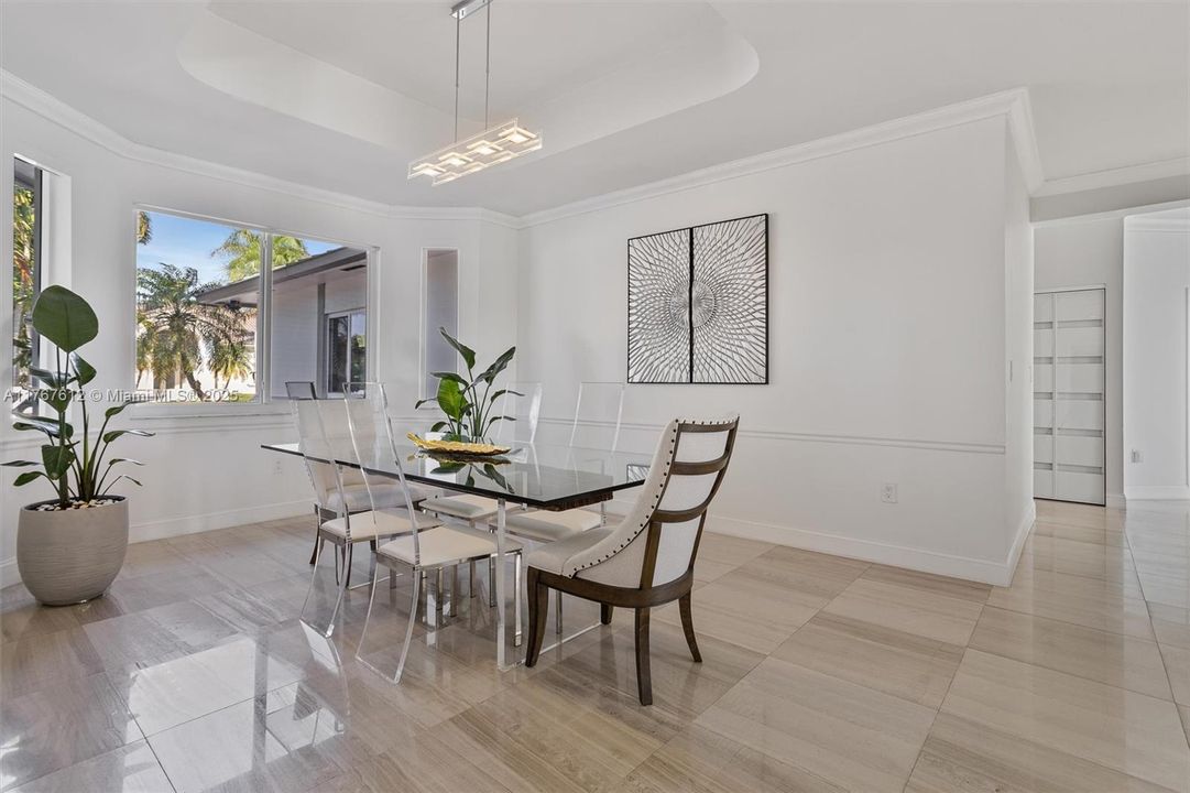 待售: $2,699,999 (7 贝兹, 5 浴室, 0 平方英尺)