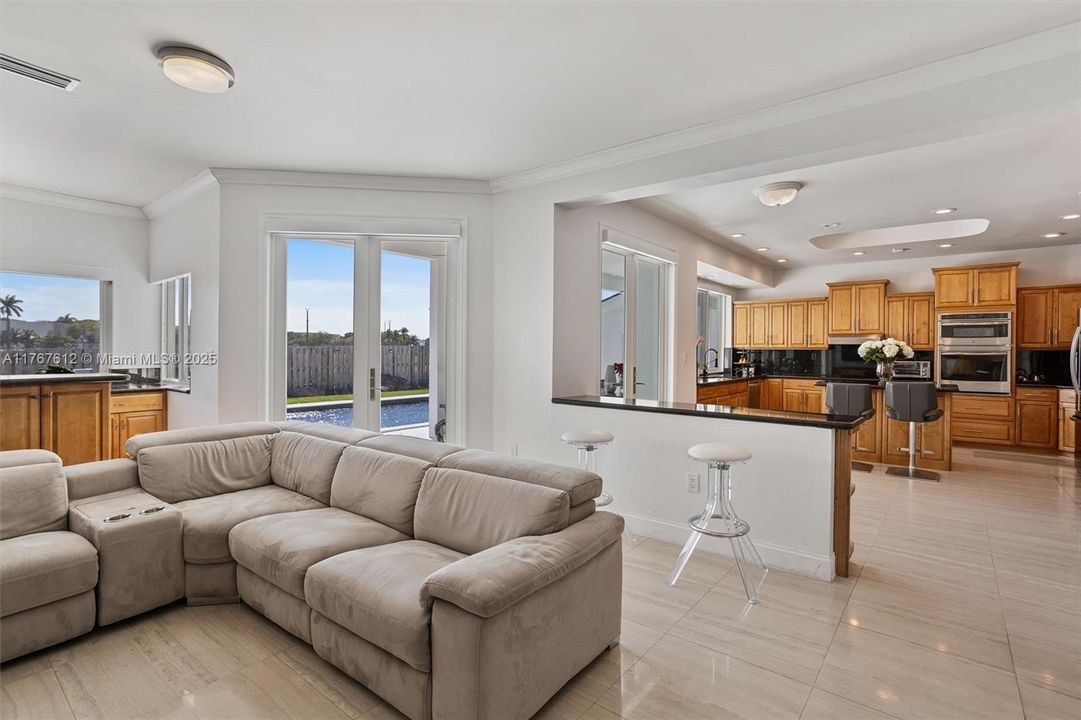 待售: $2,699,999 (7 贝兹, 5 浴室, 0 平方英尺)