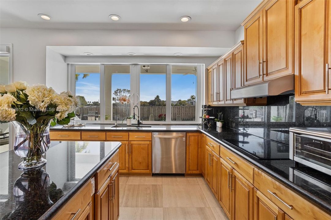 待售: $2,699,999 (7 贝兹, 5 浴室, 0 平方英尺)