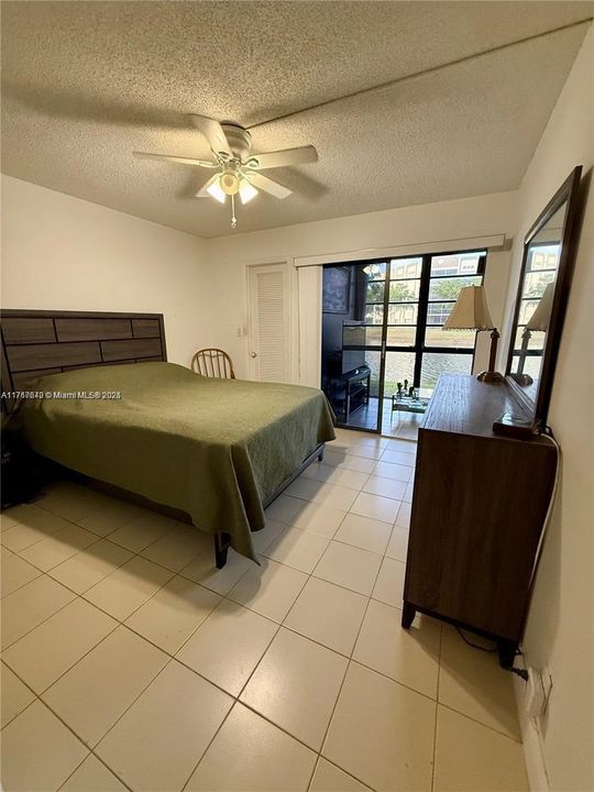 Recently Sold: $175,000 (2 beds, 2 baths, 1010 Square Feet)