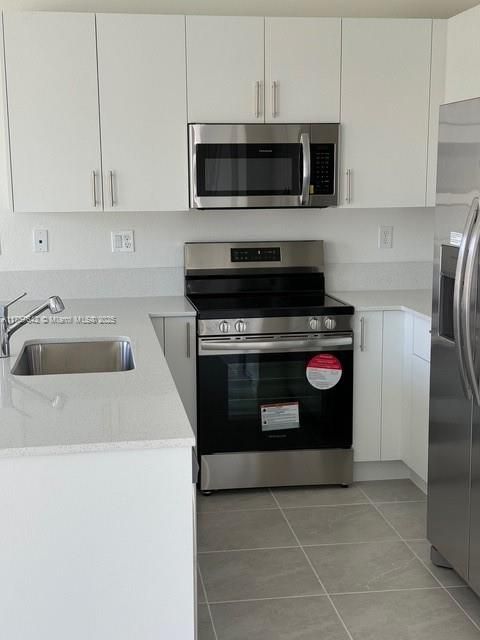 最近租的: $3,250 (4 贝兹, 3 浴室, 1804 平方英尺)