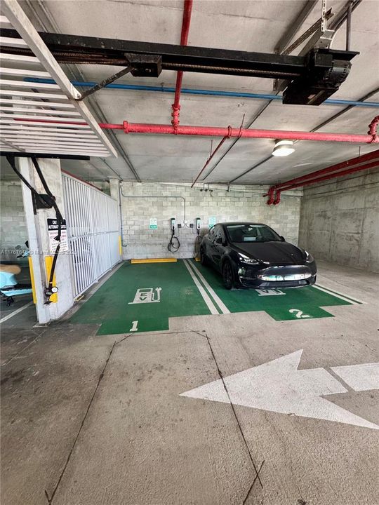 待售: $850,000 (3 贝兹, 3 浴室, 1358 平方英尺)