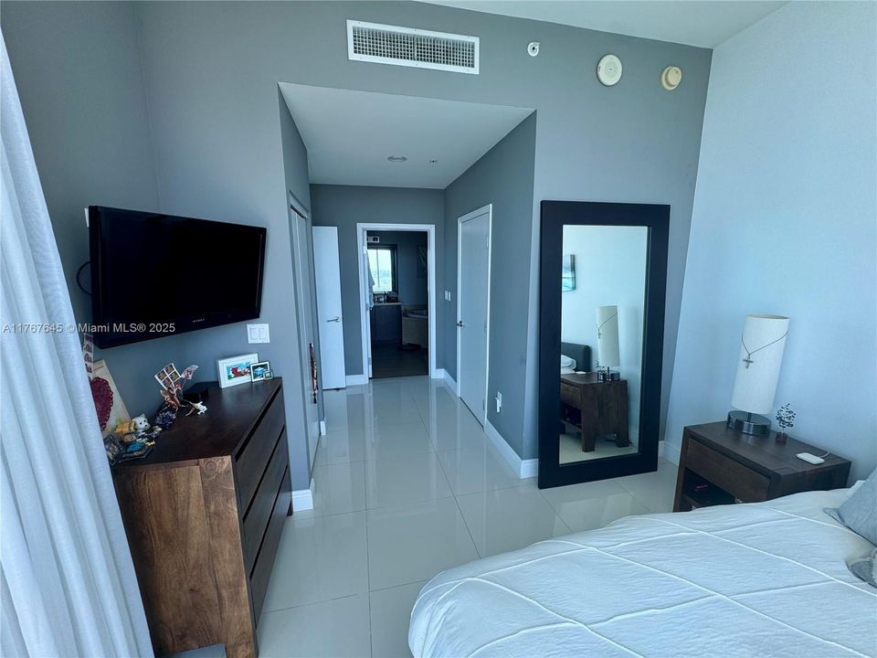 待售: $850,000 (3 贝兹, 3 浴室, 1358 平方英尺)