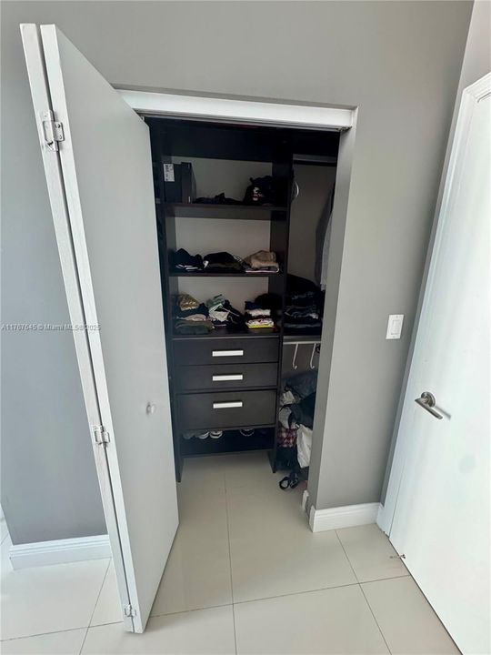 待售: $850,000 (3 贝兹, 3 浴室, 1358 平方英尺)