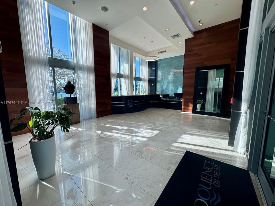 待售: $850,000 (3 贝兹, 3 浴室, 1358 平方英尺)