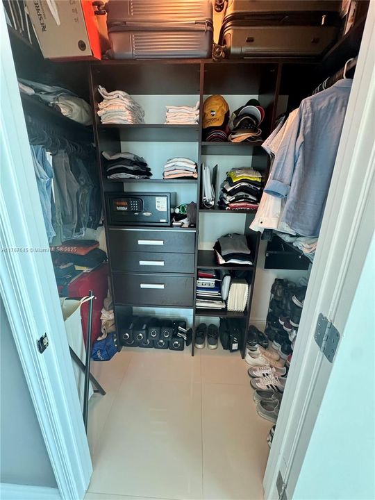 待售: $850,000 (3 贝兹, 3 浴室, 1358 平方英尺)