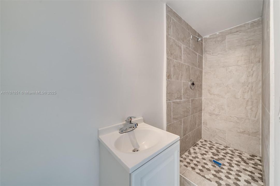 For Sale: $1,350,000 (0 beds, 0 baths, 2156 Square Feet)