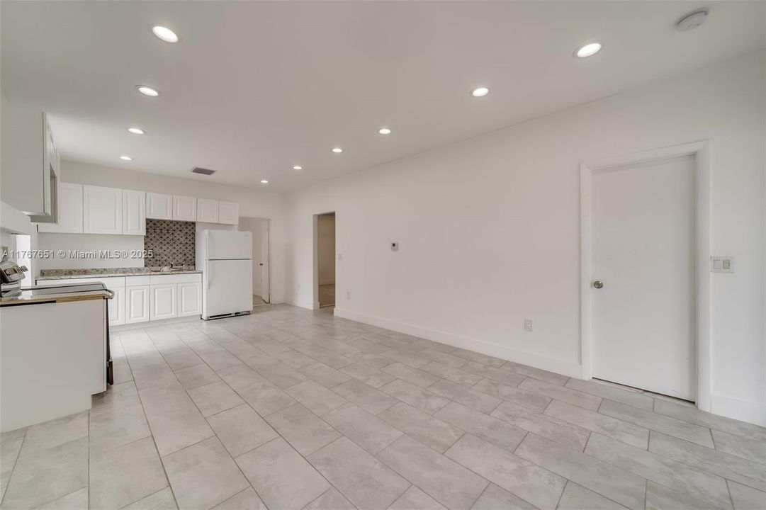 For Sale: $1,350,000 (0 beds, 0 baths, 2156 Square Feet)