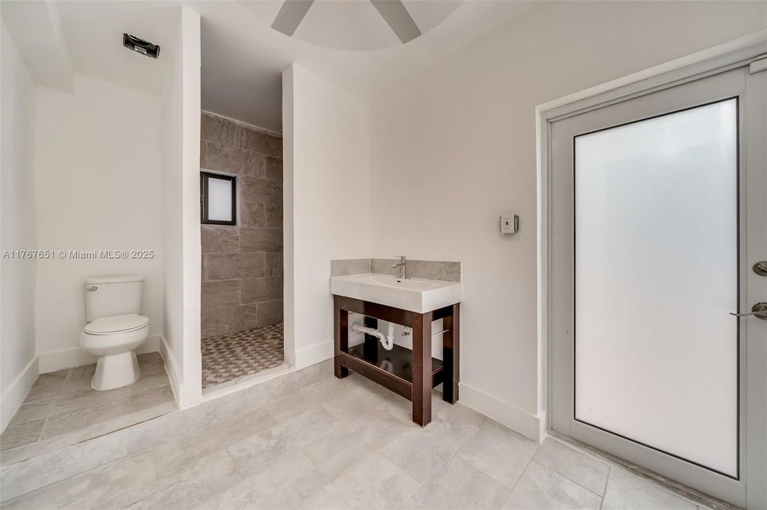 For Sale: $1,350,000 (0 beds, 0 baths, 2156 Square Feet)