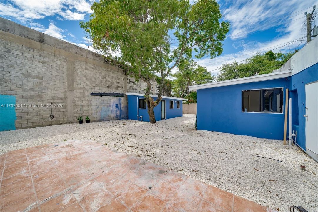 For Sale: $1,350,000 (0 beds, 0 baths, 2156 Square Feet)