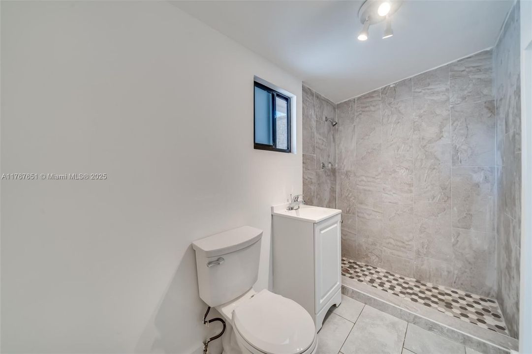 For Sale: $1,350,000 (0 beds, 0 baths, 2156 Square Feet)