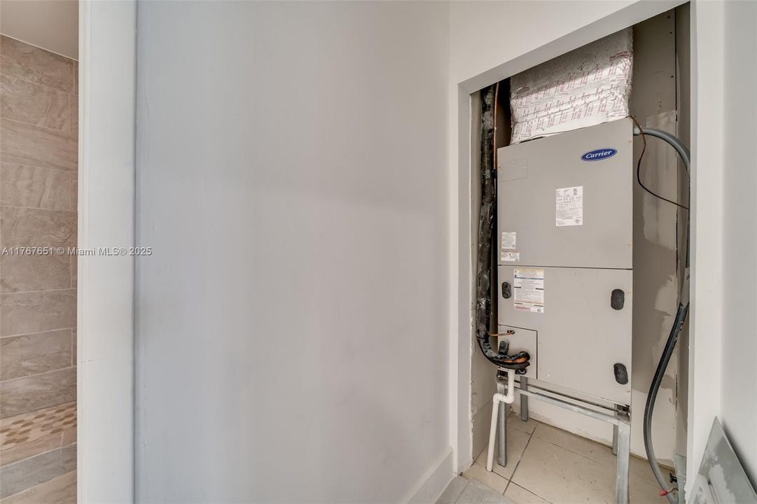 For Sale: $1,350,000 (0 beds, 0 baths, 2156 Square Feet)