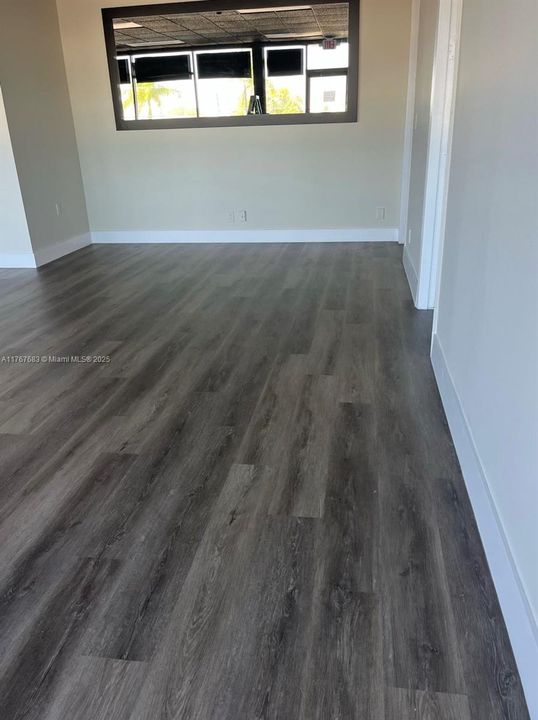 Под контрактом: $2,800 (0 спален, 0 ванн, 0 Квадратных фут)