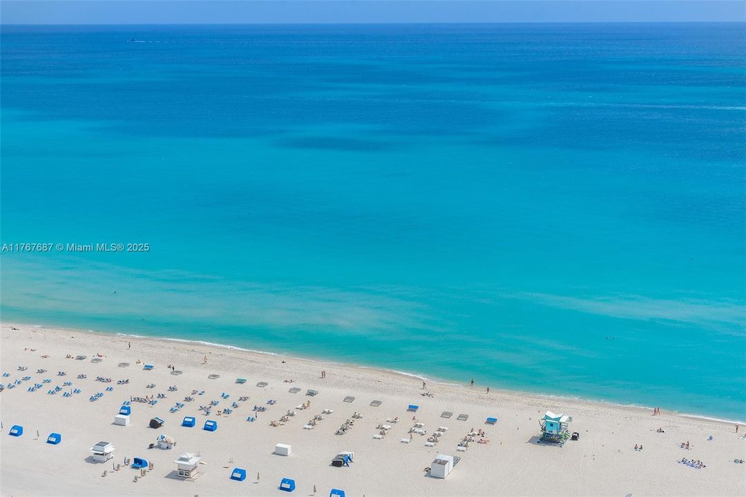 待售: $2,550,000 (1 贝兹, 1 浴室, 821 平方英尺)