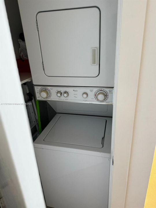 На продажу: $460,000 (1 спален, 1 ванн, 731 Квадратных фут)