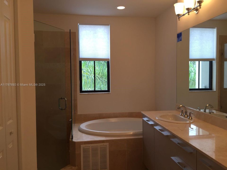 For Rent: $5,600 (4 beds, 3 baths, 2438 Square Feet)