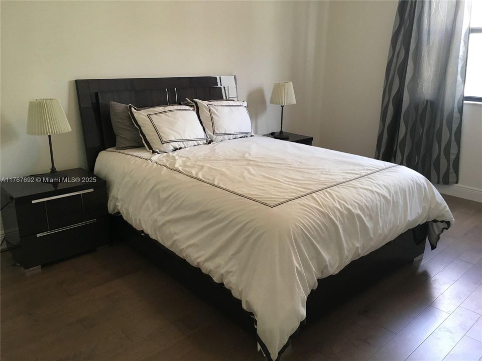 For Rent: $5,600 (4 beds, 3 baths, 2438 Square Feet)