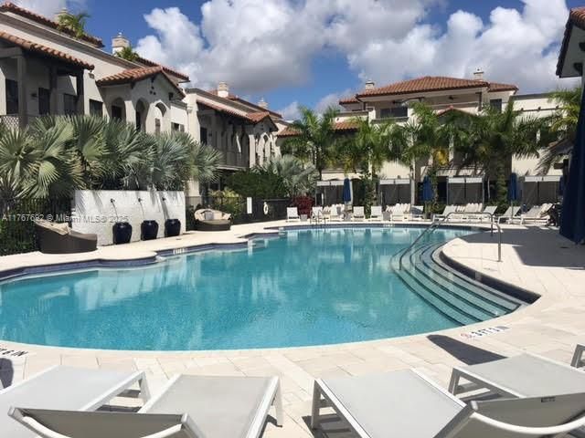 For Rent: $5,600 (4 beds, 3 baths, 2438 Square Feet)