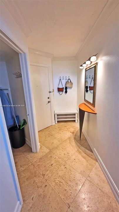 В аренду: $3,950 (2 спален, 2 ванн, 1230 Квадратных фут)