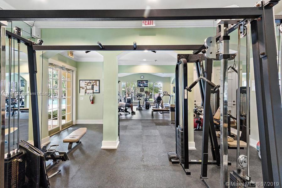 В аренду: $3,950 (2 спален, 2 ванн, 1230 Квадратных фут)