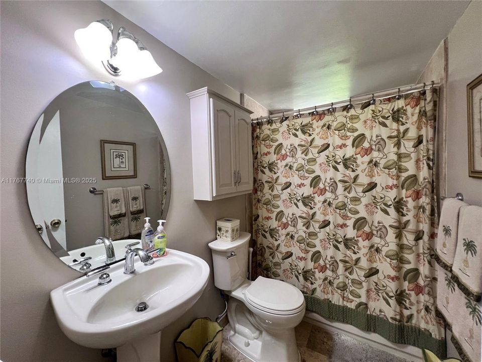 Недавно продано: $995,000 (3 спален, 2 ванн, 1672 Квадратных фут)