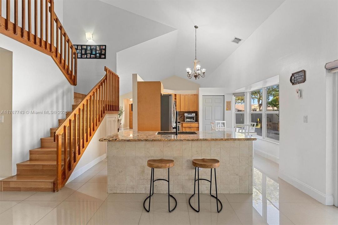 Recently Sold: $625,000 (4 beds, 2 baths, 2226 Square Feet)