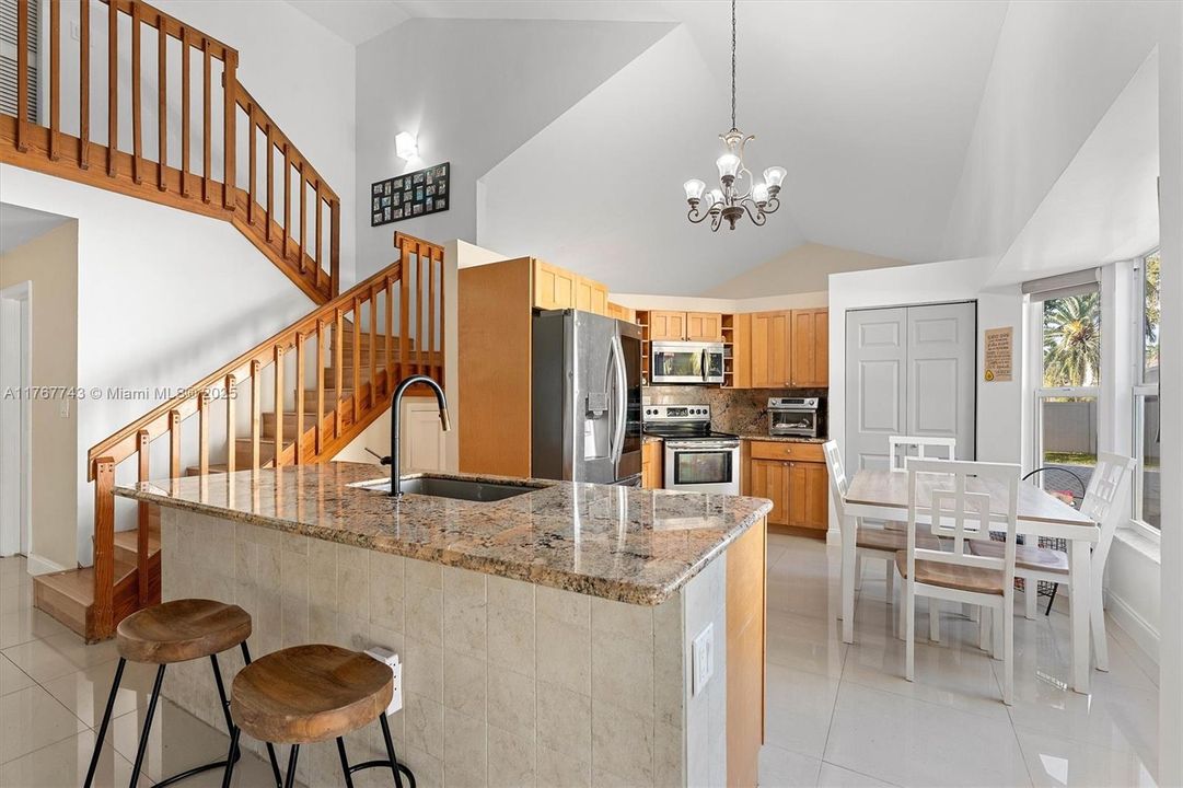 Recently Sold: $625,000 (4 beds, 2 baths, 2226 Square Feet)