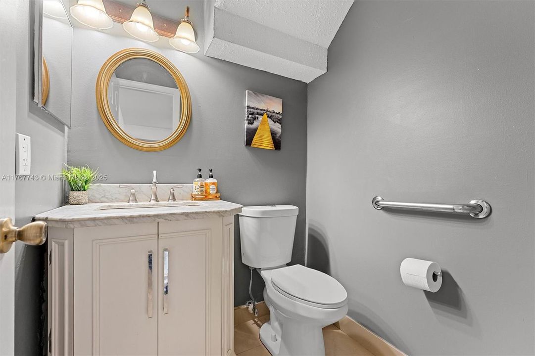 Recently Sold: $625,000 (4 beds, 2 baths, 2226 Square Feet)