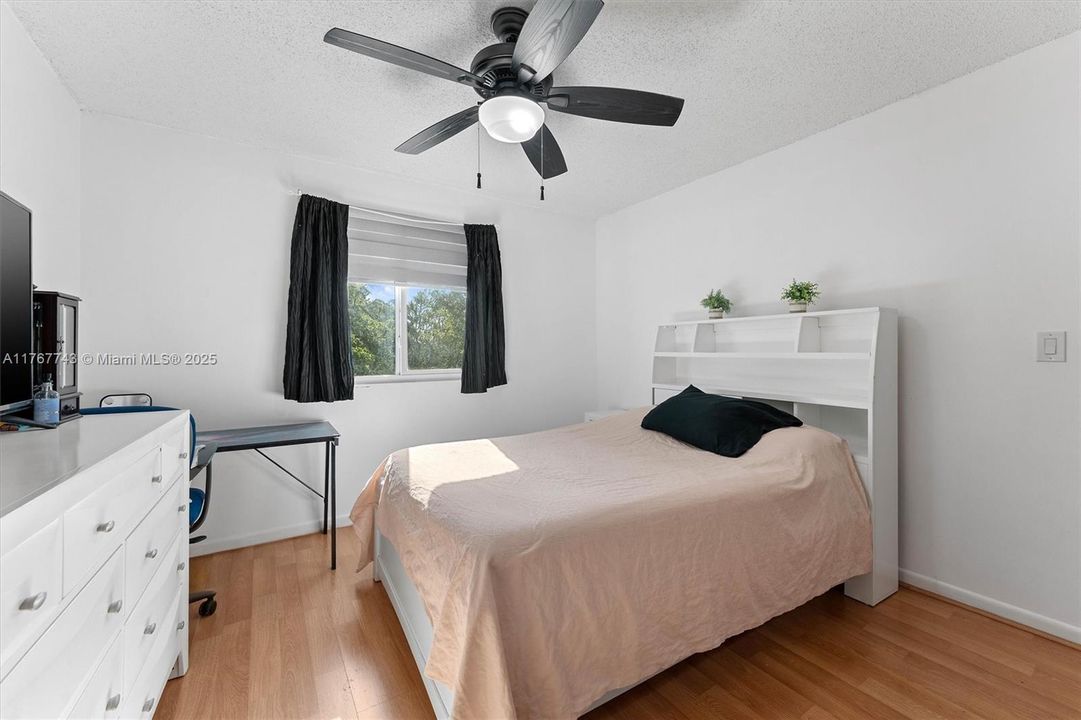 Recently Sold: $625,000 (4 beds, 2 baths, 2226 Square Feet)