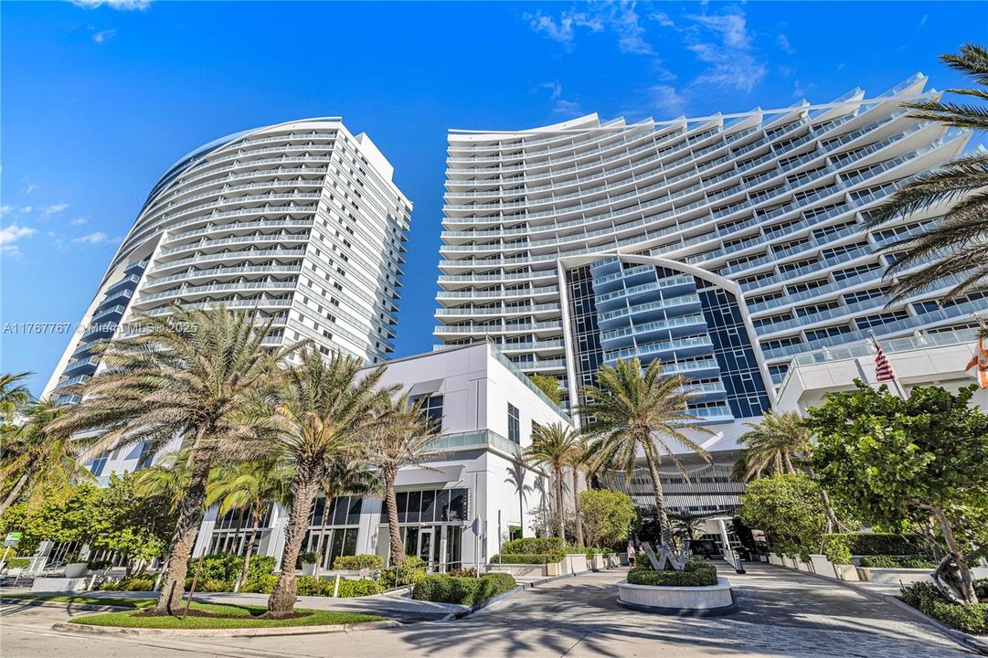 最近售出: $950,000 (2 贝兹, 2 浴室, 1176 平方英尺)