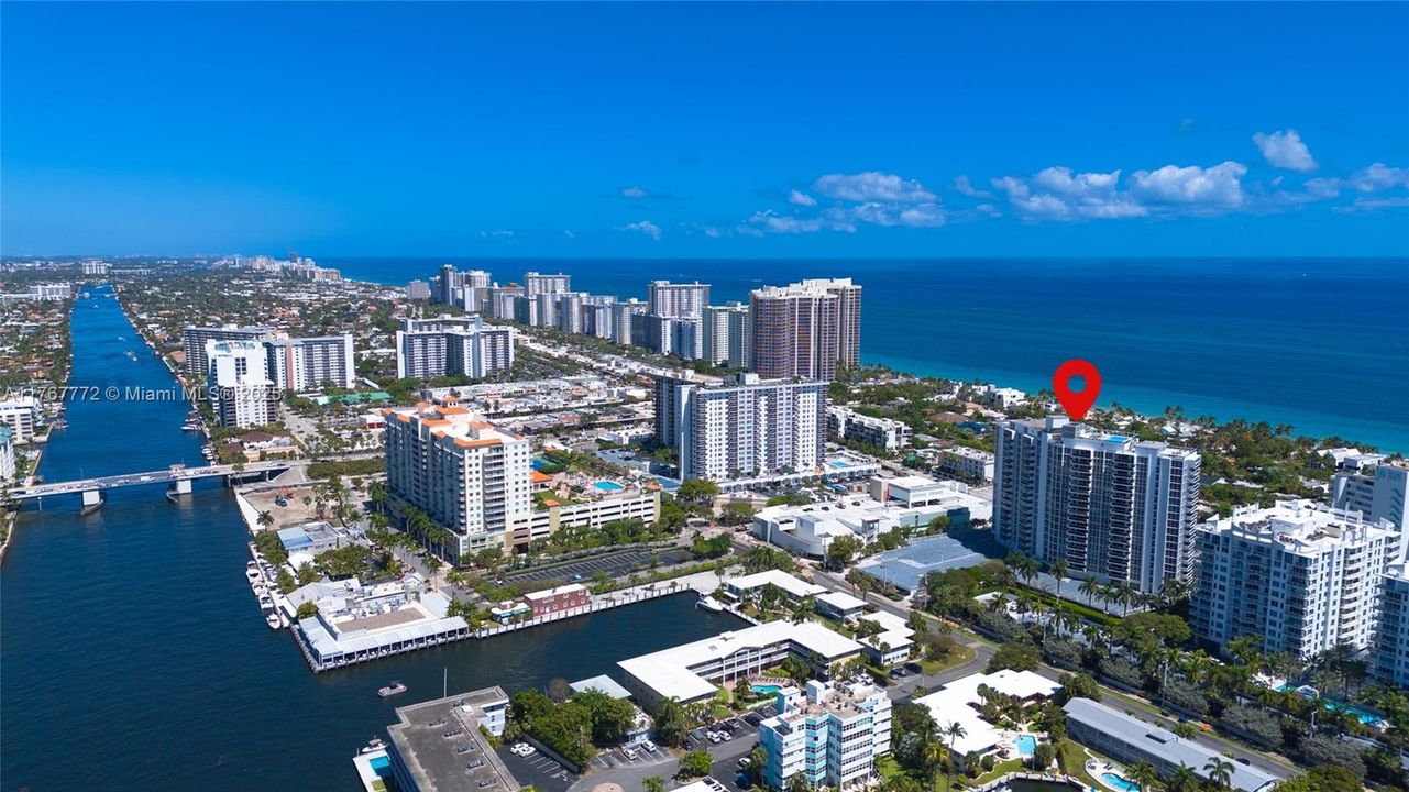 Недавно продано: $665,000 (2 спален, 2 ванн, 1100 Квадратных фут)