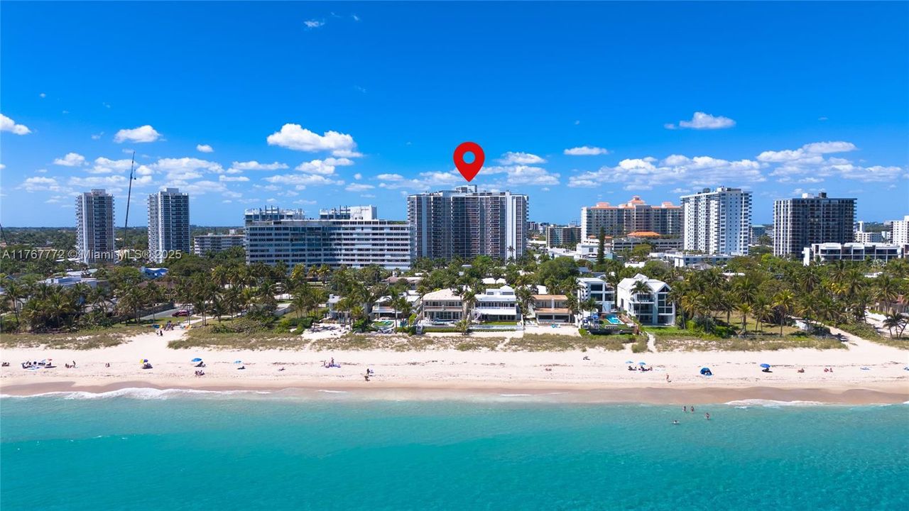 Недавно продано: $665,000 (2 спален, 2 ванн, 1100 Квадратных фут)