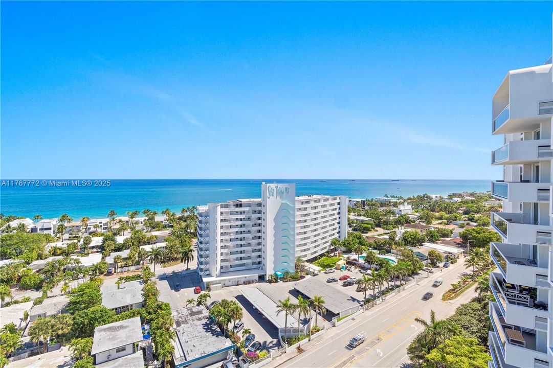 Недавно продано: $665,000 (2 спален, 2 ванн, 1100 Квадратных фут)