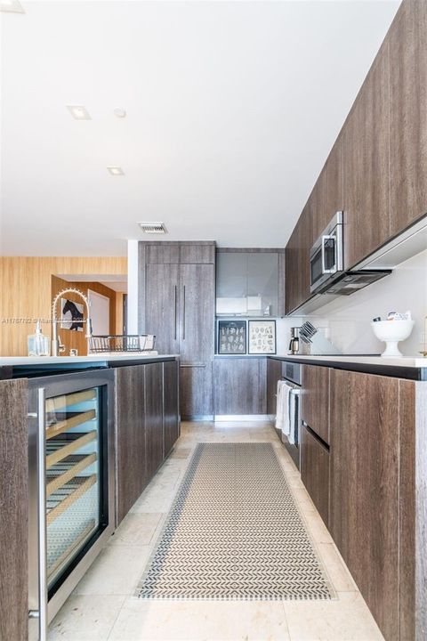 最近租的: $8,600 (3 贝兹, 3 浴室, 1856 平方英尺)