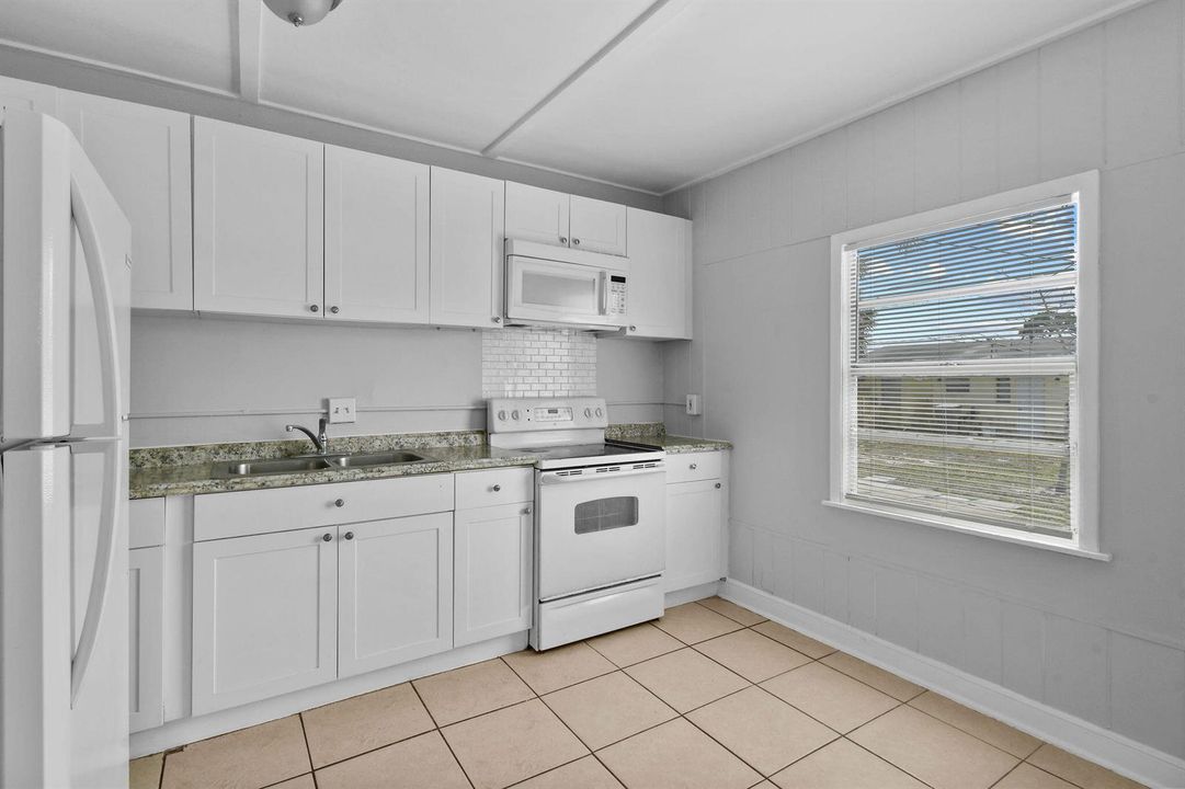 652BayberryDr(16)