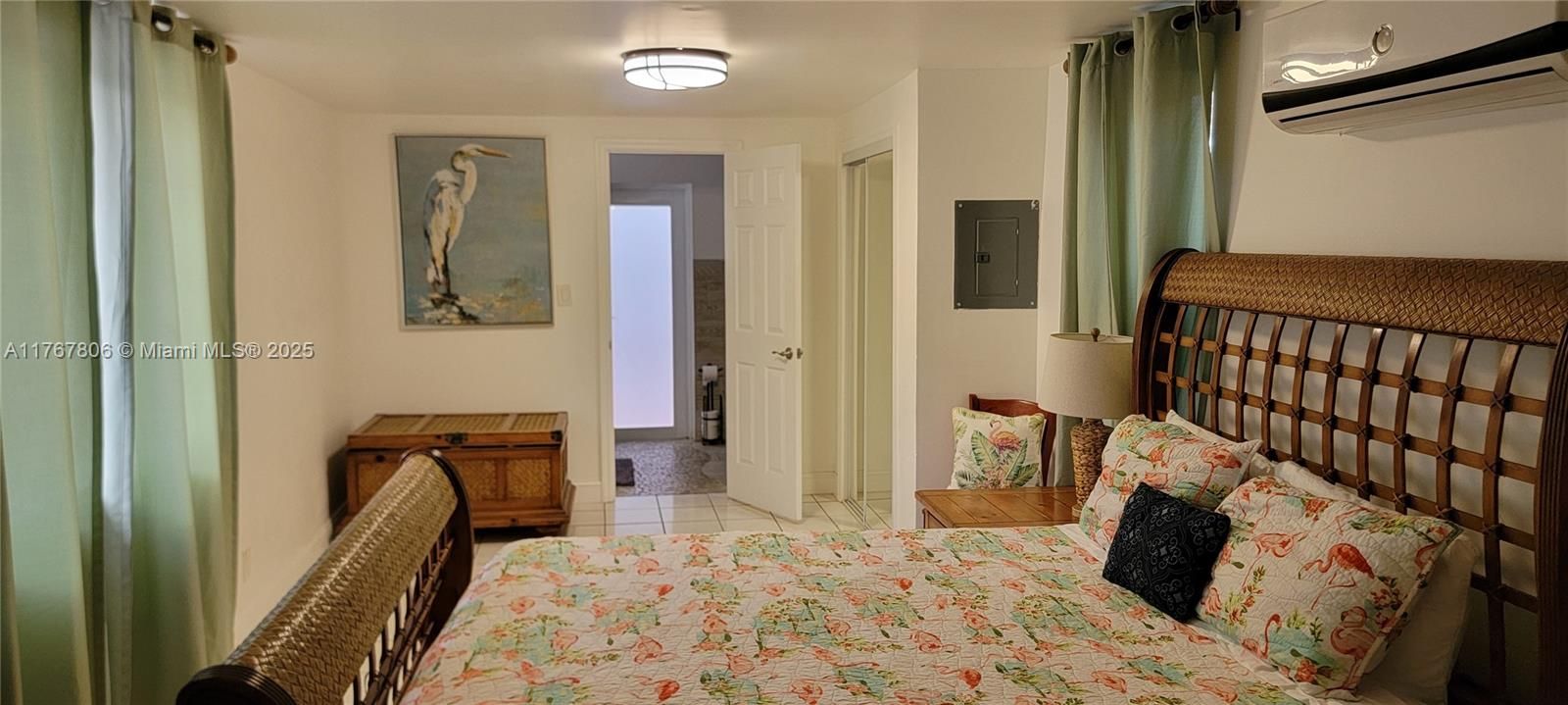 最近租的: $5,250 (5 贝兹, 4 浴室, 2152 平方英尺)