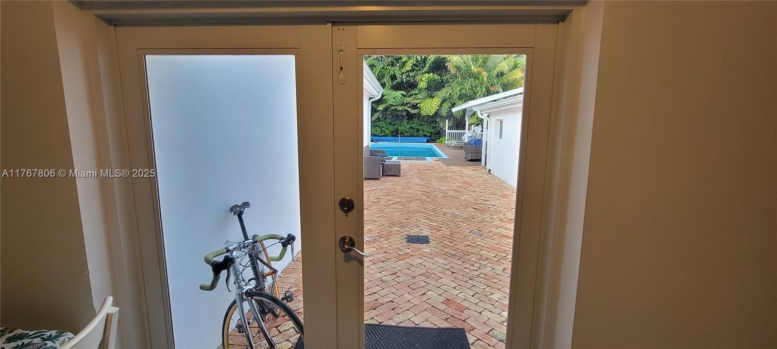 最近租的: $5,250 (5 贝兹, 4 浴室, 2152 平方英尺)