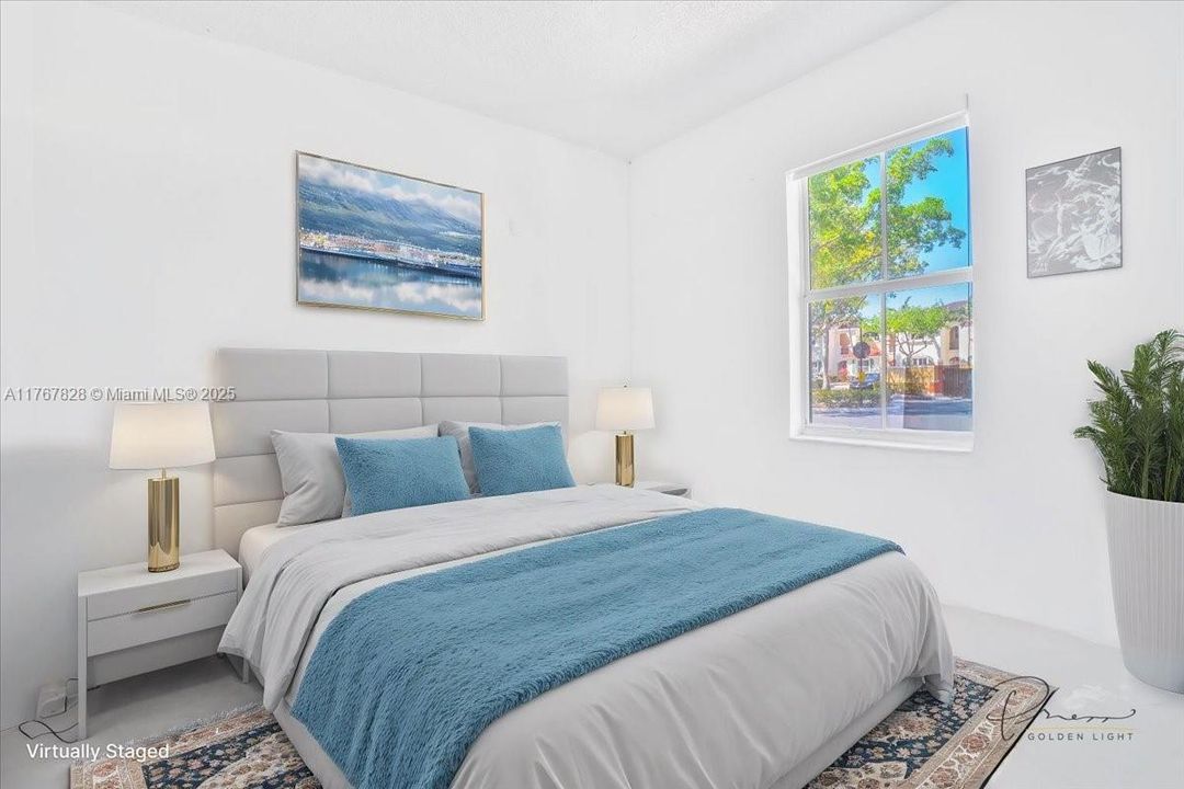 最近售出: $355,000 (3 贝兹, 2 浴室, 1298 平方英尺)