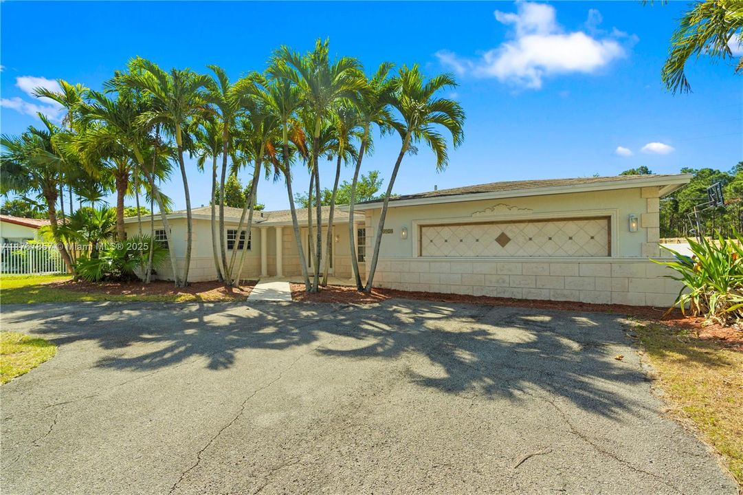 Recently Sold: $1,130,000 (4 beds, 4 baths, 2495 Square Feet)