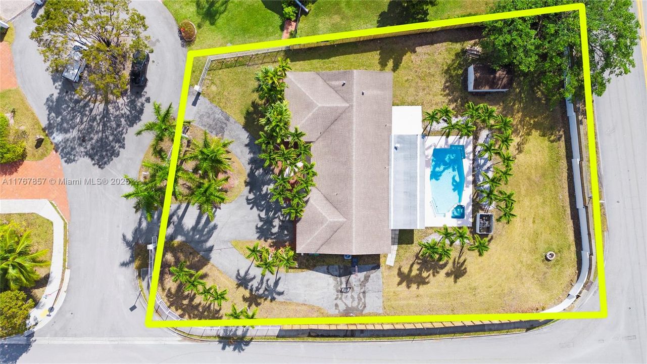 Recently Sold: $1,130,000 (4 beds, 4 baths, 2495 Square Feet)