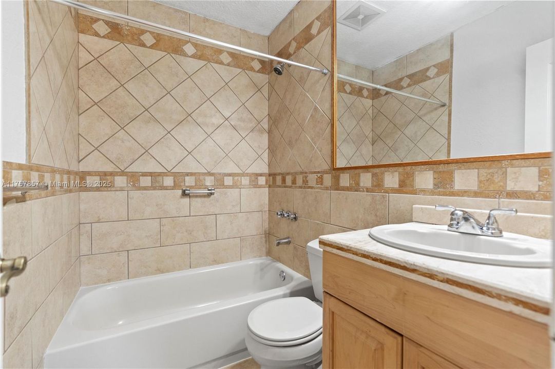 Recently Sold: $1,130,000 (4 beds, 4 baths, 2495 Square Feet)