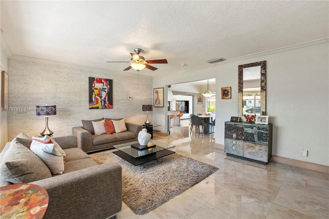 Recently Sold: $689,999 (3 beds, 2 baths, 1631 Square Feet)