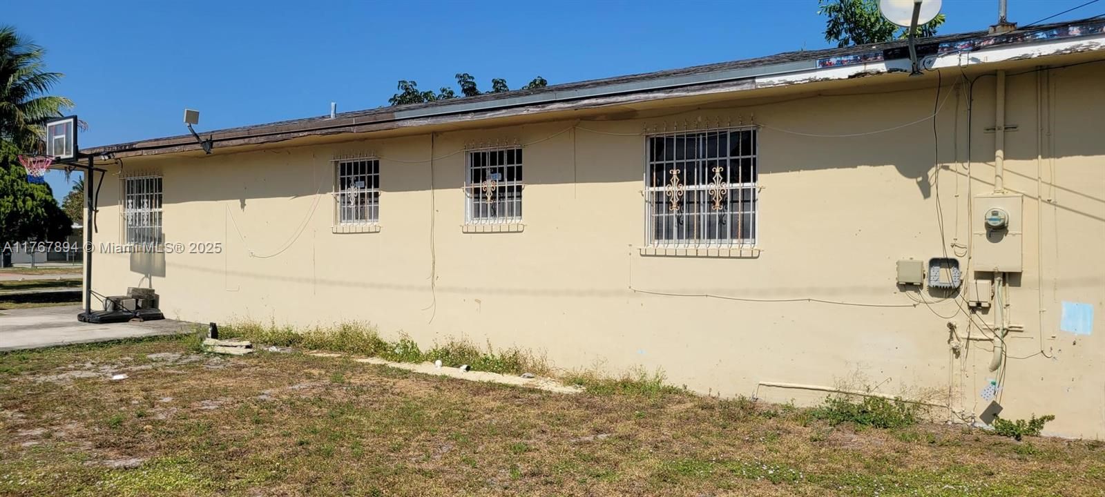 Vendido Recientemente: $410,000 (3 camas, 2 baños, 1485 Pies cuadrados)