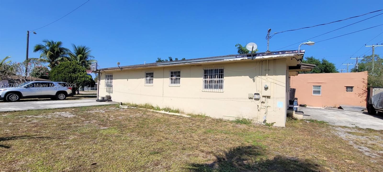 Vendido Recientemente: $410,000 (3 camas, 2 baños, 1485 Pies cuadrados)