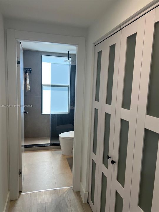 Недавно продано: $318,000 (1 спален, 1 ванн, 634 Квадратных фут)