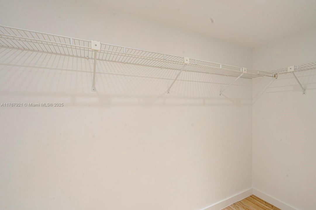 Recently Rented: $3,600 (2 beds, 2 baths, 1030 Square Feet)