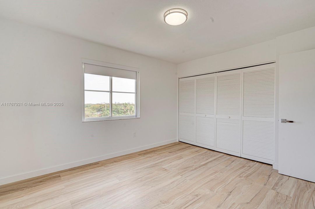 Recently Rented: $3,600 (2 beds, 2 baths, 1030 Square Feet)