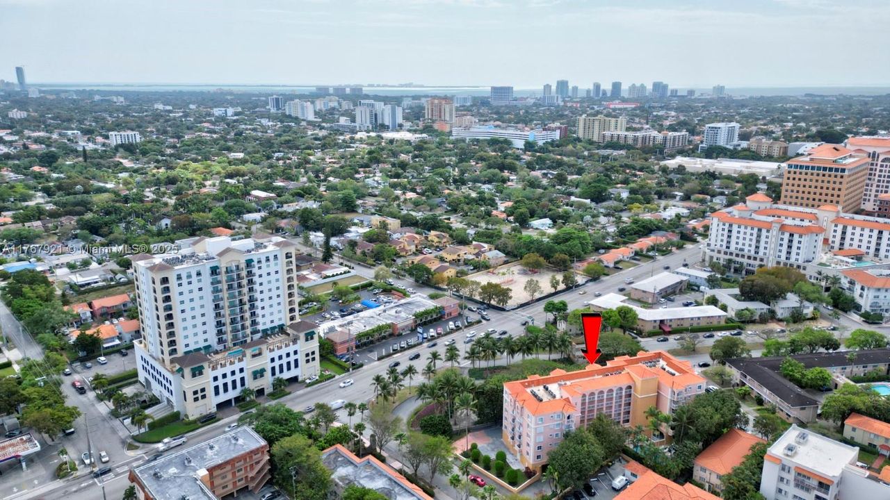 Recently Rented: $3,600 (2 beds, 2 baths, 1030 Square Feet)